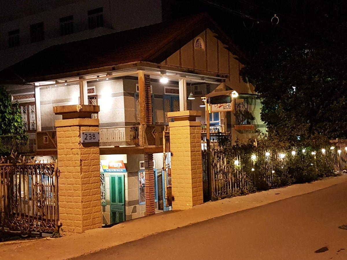 Dalat Galaxy Hostel Bagian luar foto
